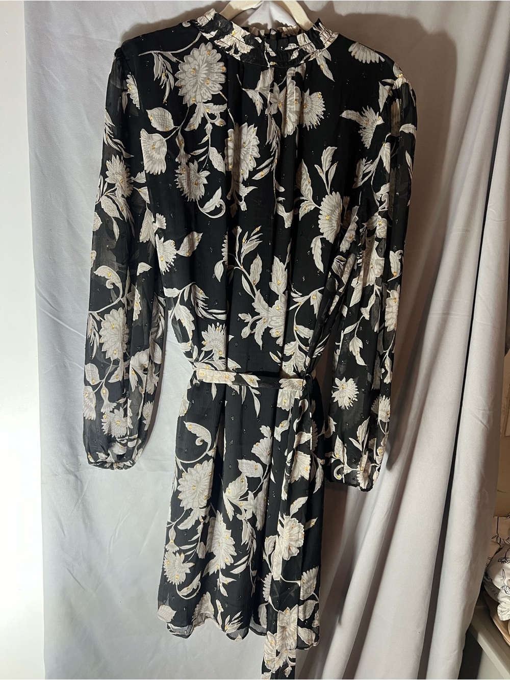 Ann Taylor Black Floral Long-Sleeve Tie-Waist Dress